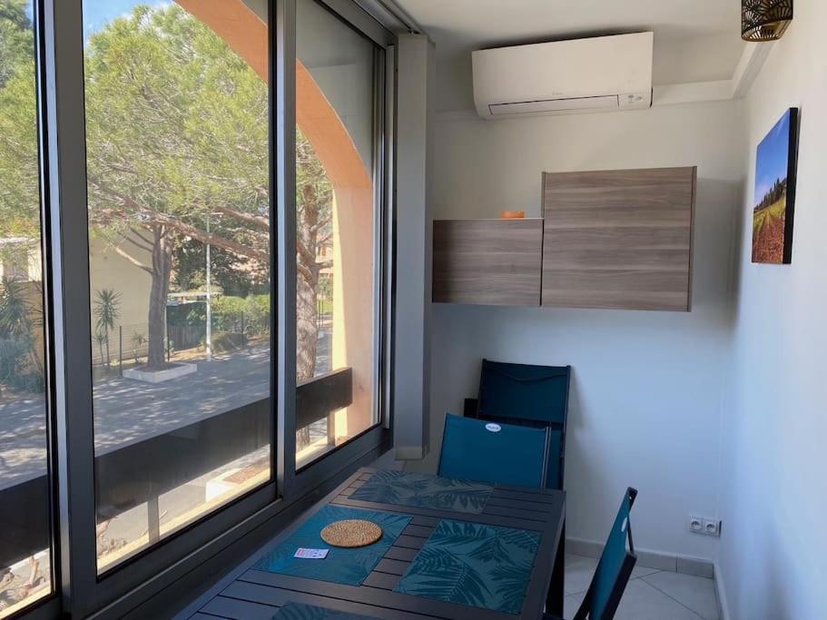 Ravissant T3 En Duplex Proche Mer La Londe-les-Maures Luaran gambar