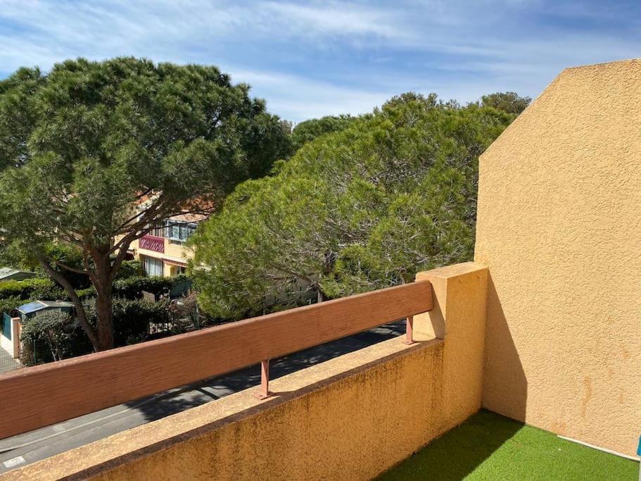 Ravissant T3 En Duplex Proche Mer La Londe-les-Maures Luaran gambar